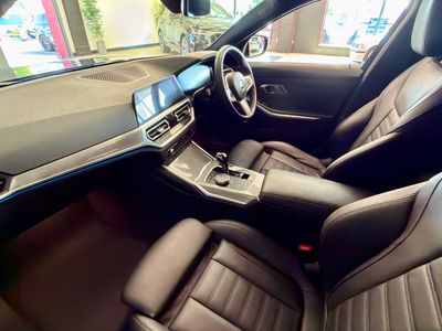 2021 BMW 330