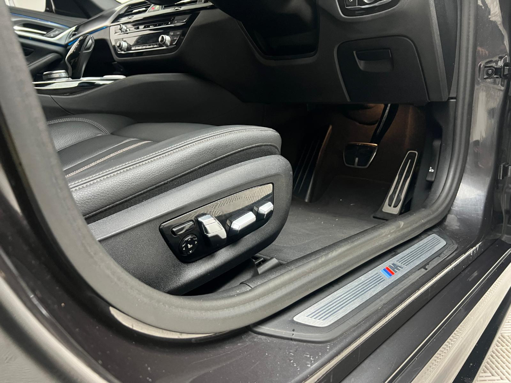 2022 BMW 5 Series