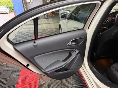 2017 Mercedes-Benz A 180