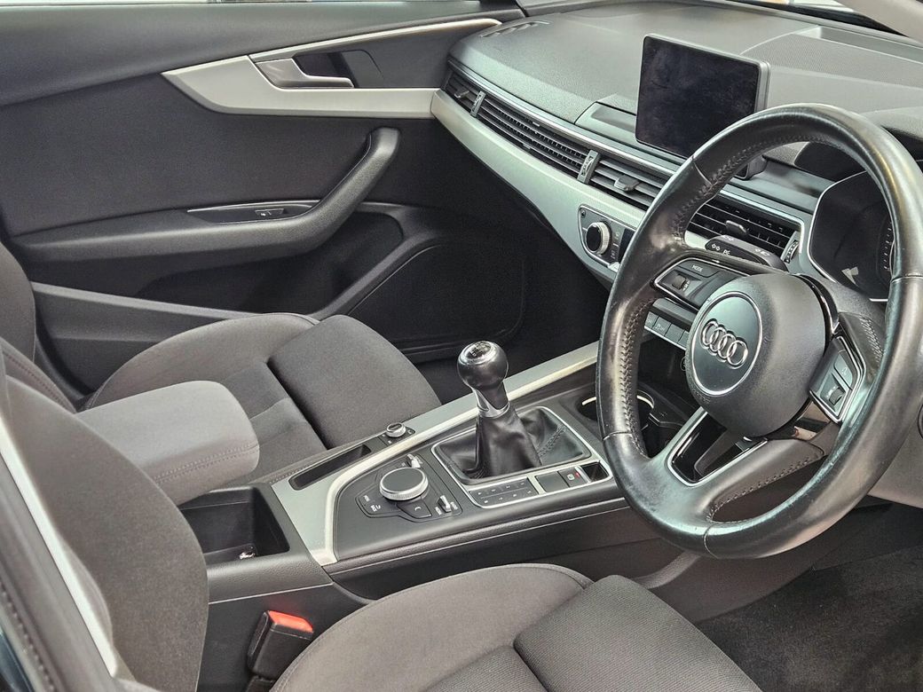 2016 Audi A4