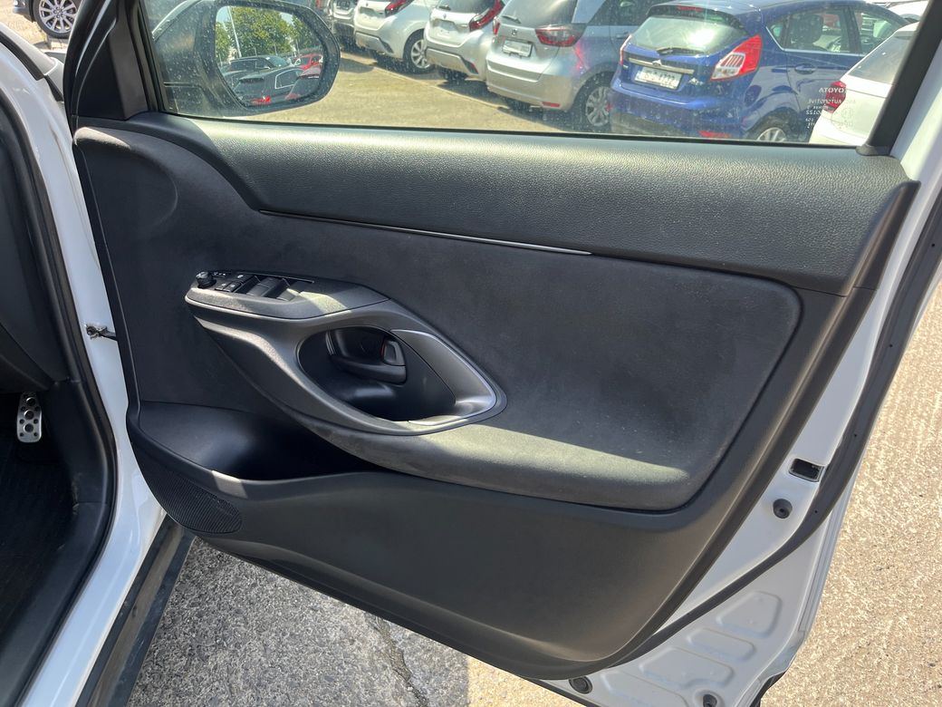 2023 Toyota Yaris Cross
