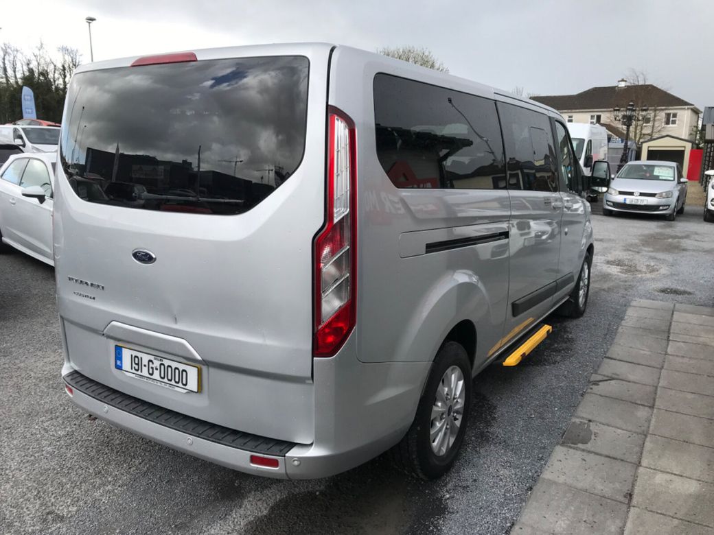 2019 Ford Tourneo