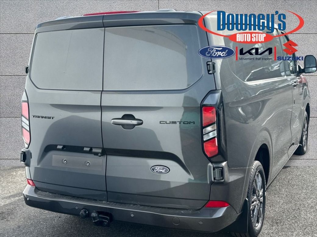 2025 Ford Transit Custom