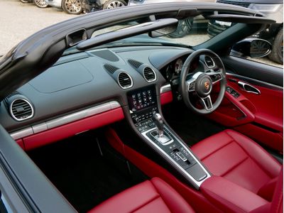 2026 Porsche Boxster