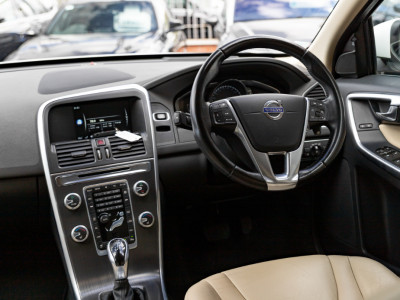 2016 Volvo XC60