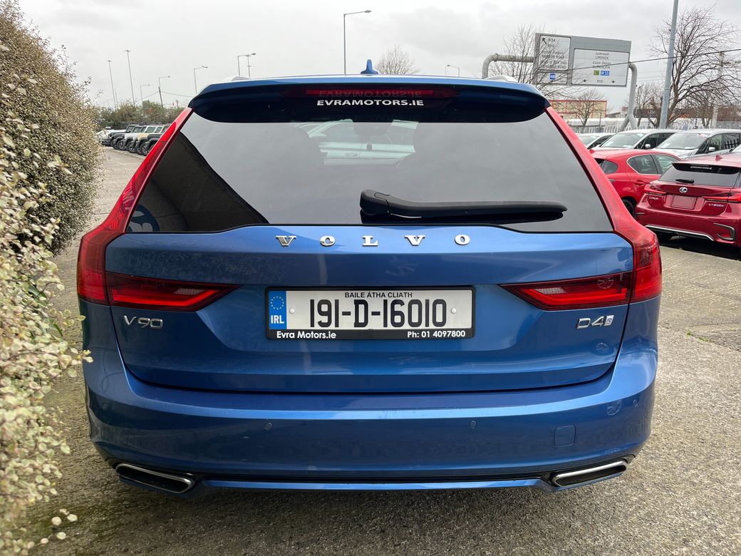 2019 Volvo V90