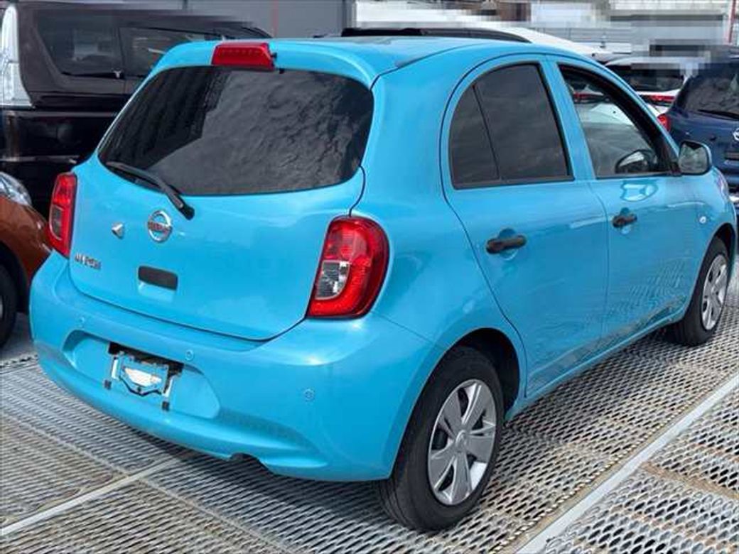 2022 Nissan March
