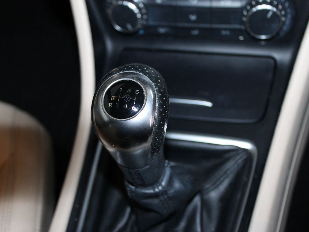 2015 Mercedes-Benz CLA Class