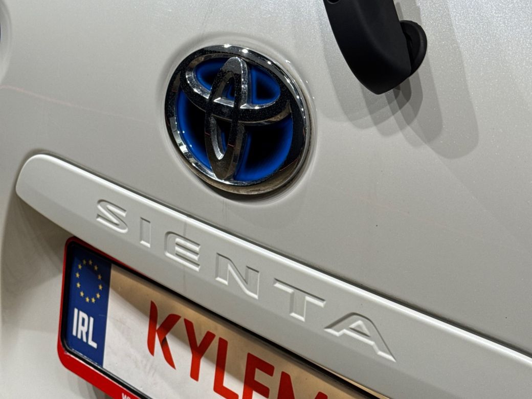 2017 Toyota Sienta