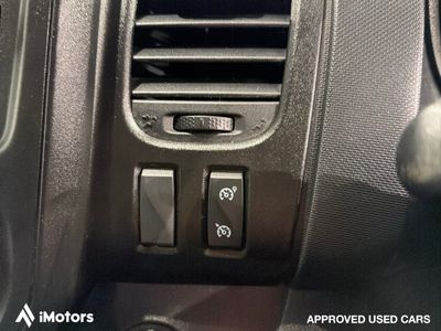 2021 Nissan NV300