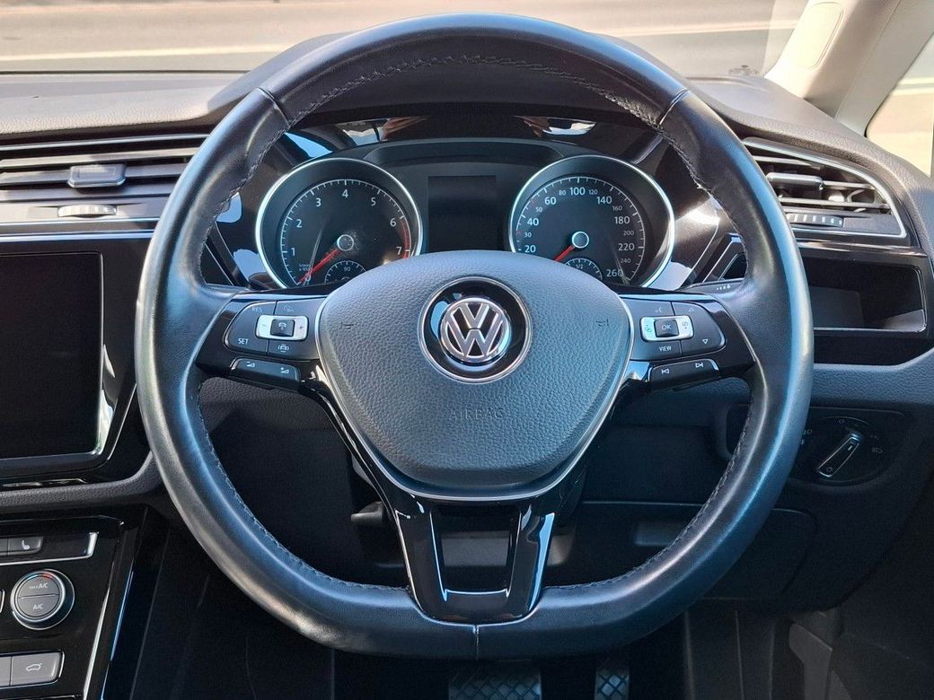2019 Volkswagen Touran