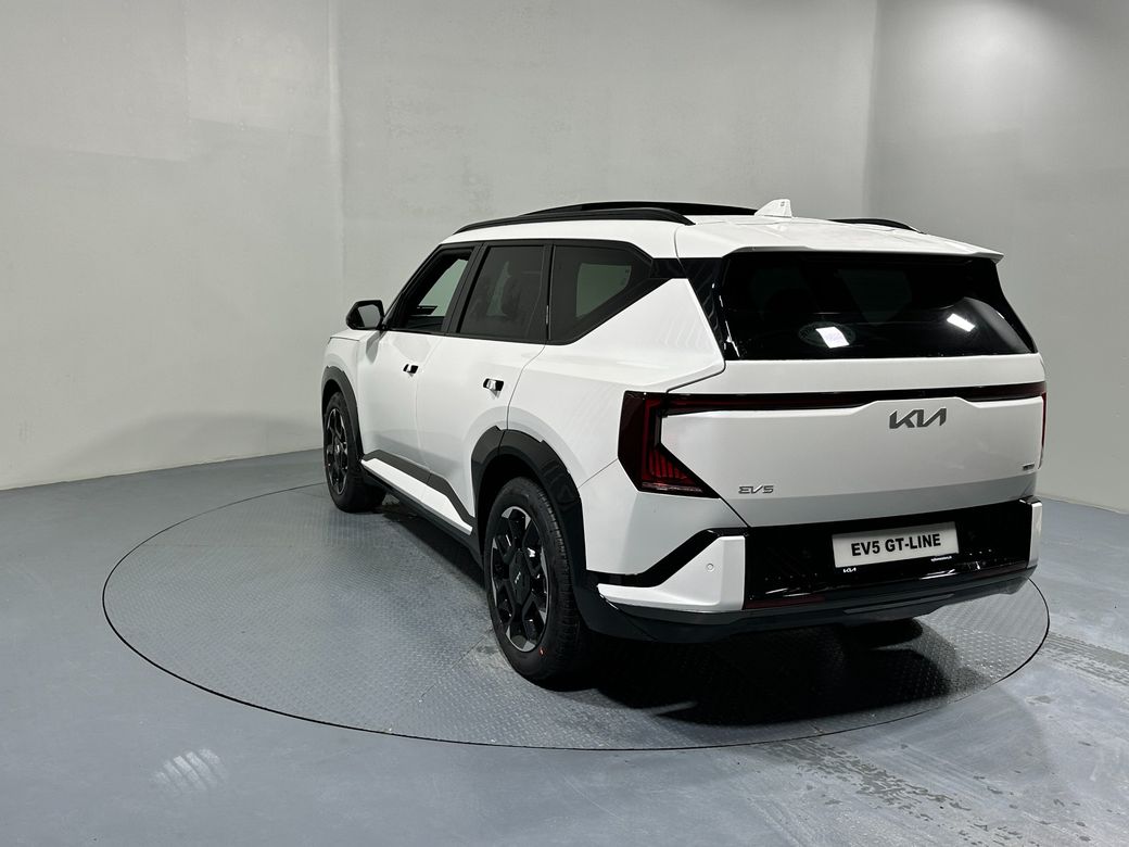 2026 Kia EV5
