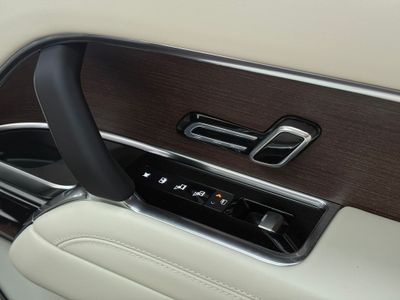 2025 Land Rover Range Rover