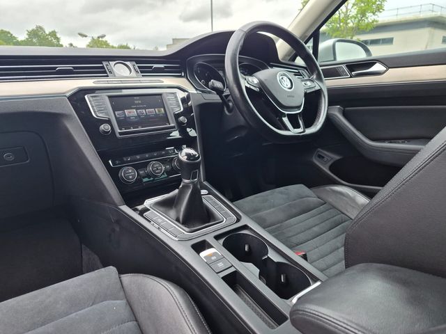2016 Volkswagen Passat
