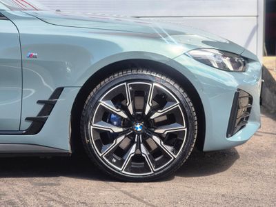 2025 BMW i4
