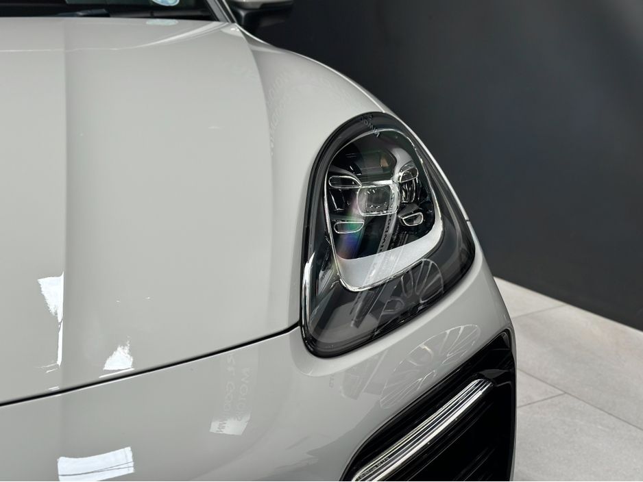 2023 Porsche Cayenne