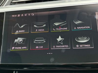 2022 Audi e-tron