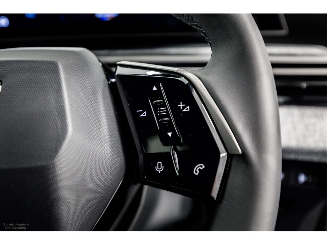 2025 Peugeot 5008
