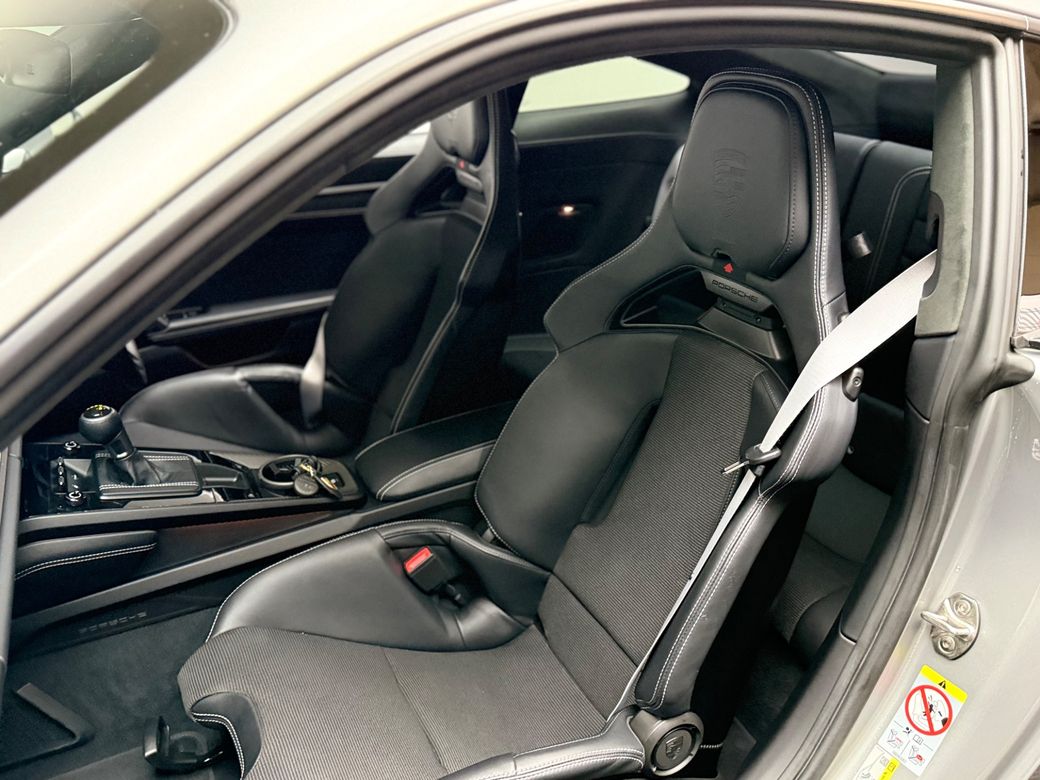 2026 Porsche 911