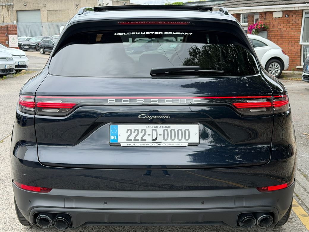 2022 Porsche Cayenne