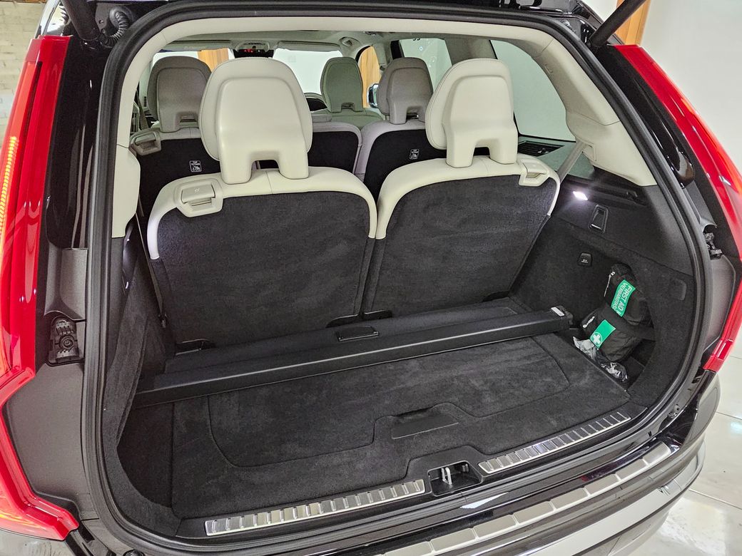 2022 Volvo XC90
