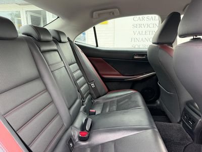 2018 Lexus IS 300h
