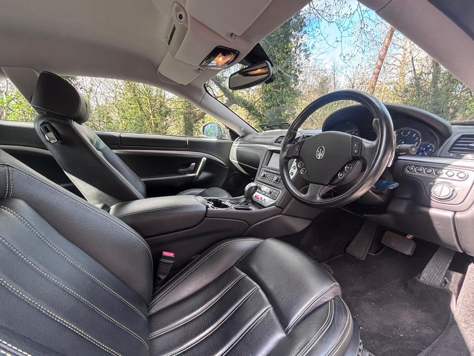 2011 Maserati Gran Turismo