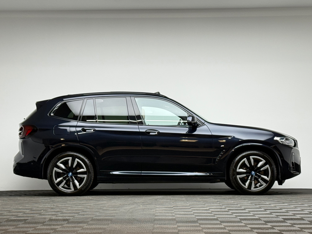 2024 BMW iX3