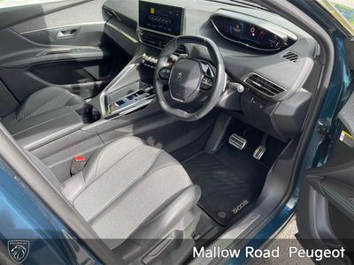 2023 Peugeot 5008