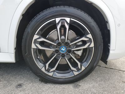 2023 BMW X1