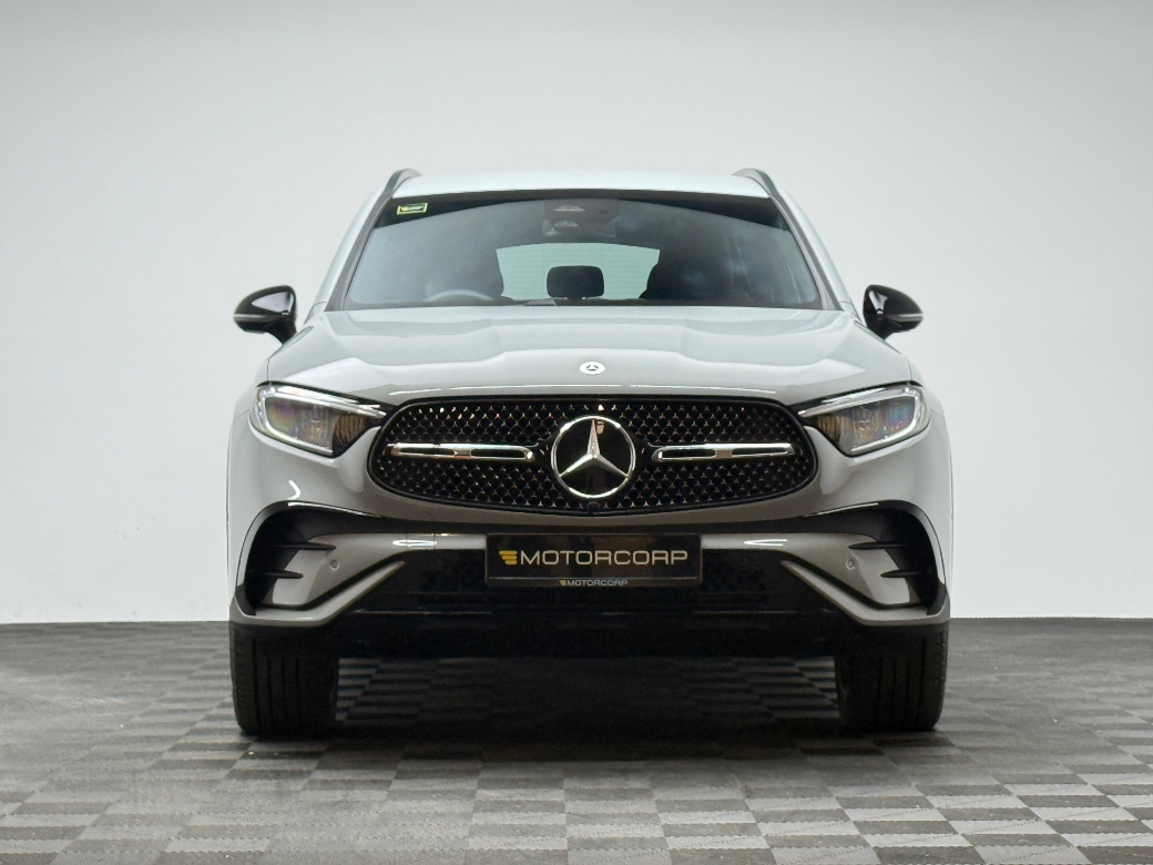 2025 Mercedes-Benz GLC Class