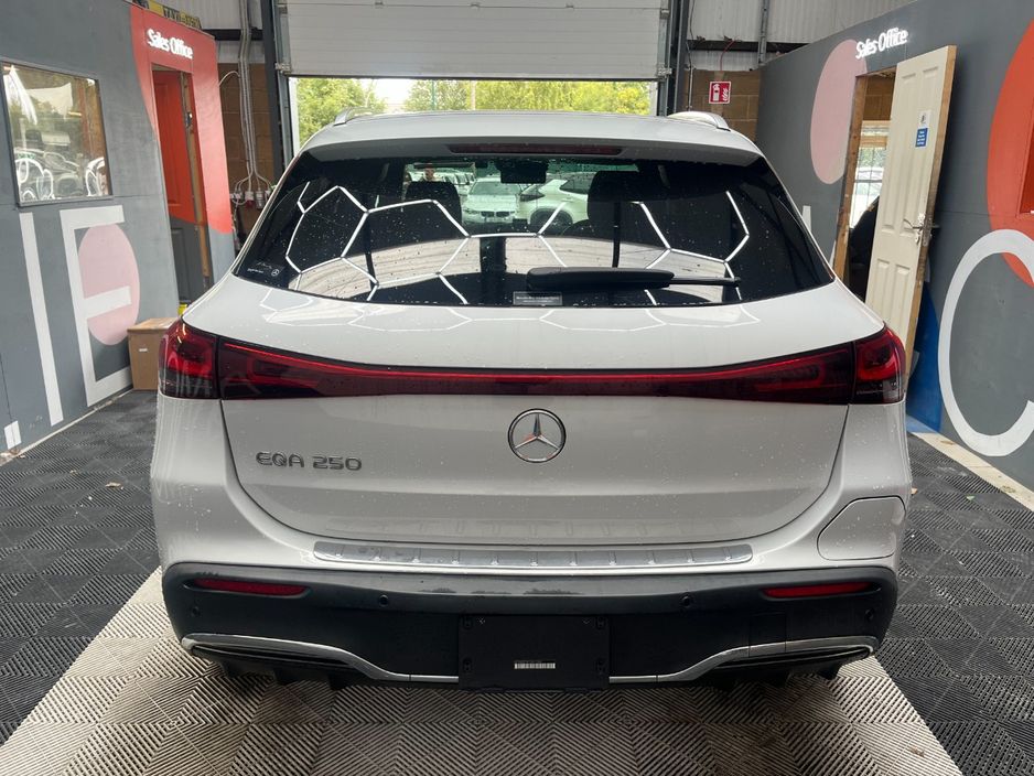 2021 Mercedes-Benz EQA