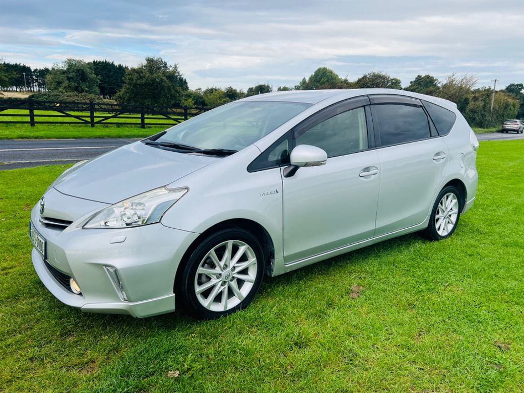 2014 Toyota Prius Alpha