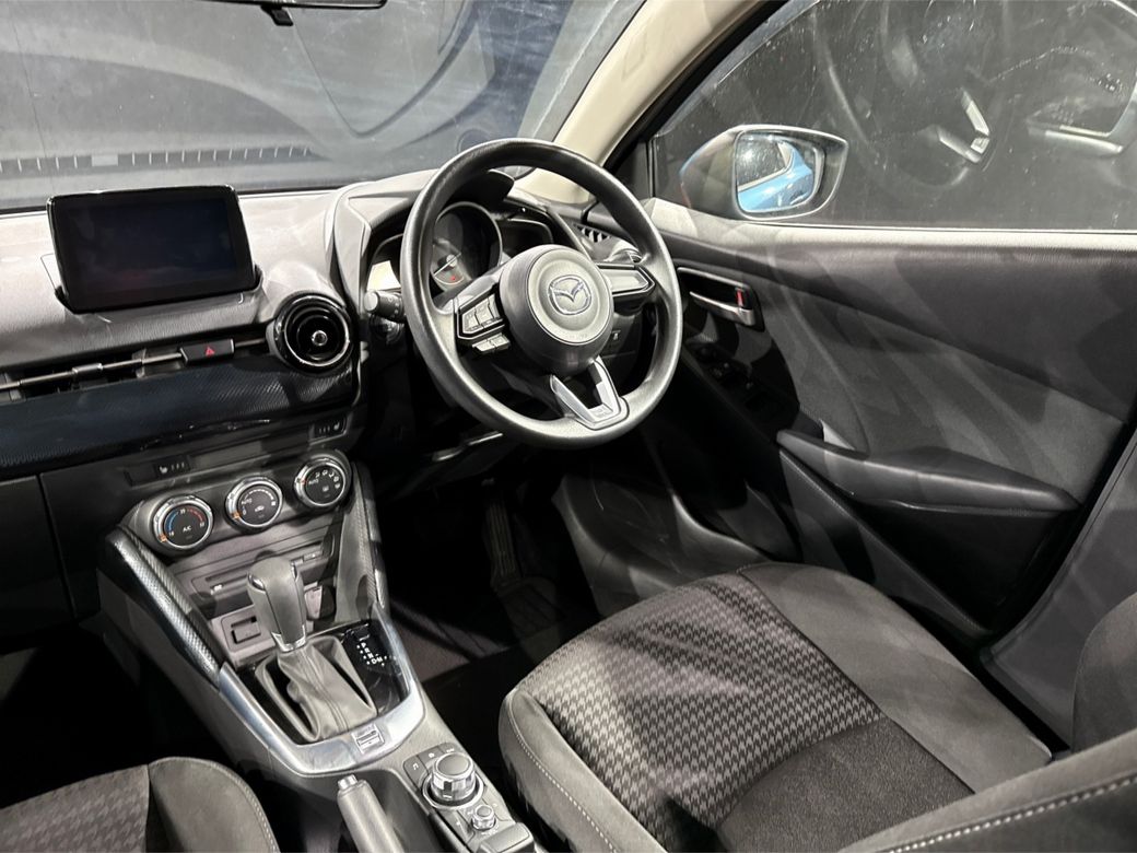 2017 Mazda Demio