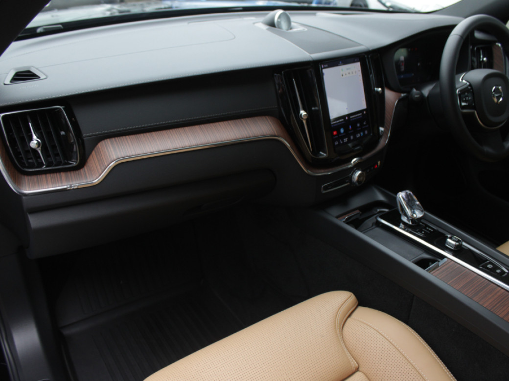 2024 Volvo XC60