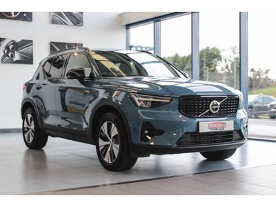 2023 Volvo XC40