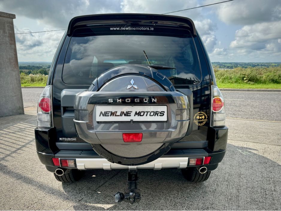 2017 Mitsubishi Shogun