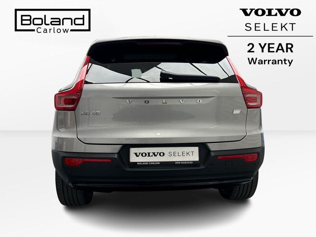 2023 Volvo XC40