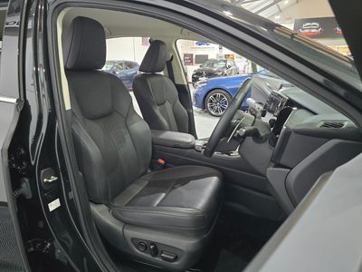 2023 Lexus NX 450H+