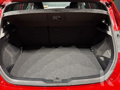 2016 Toyota Auris