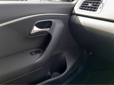 2017 Volkswagen Polo
