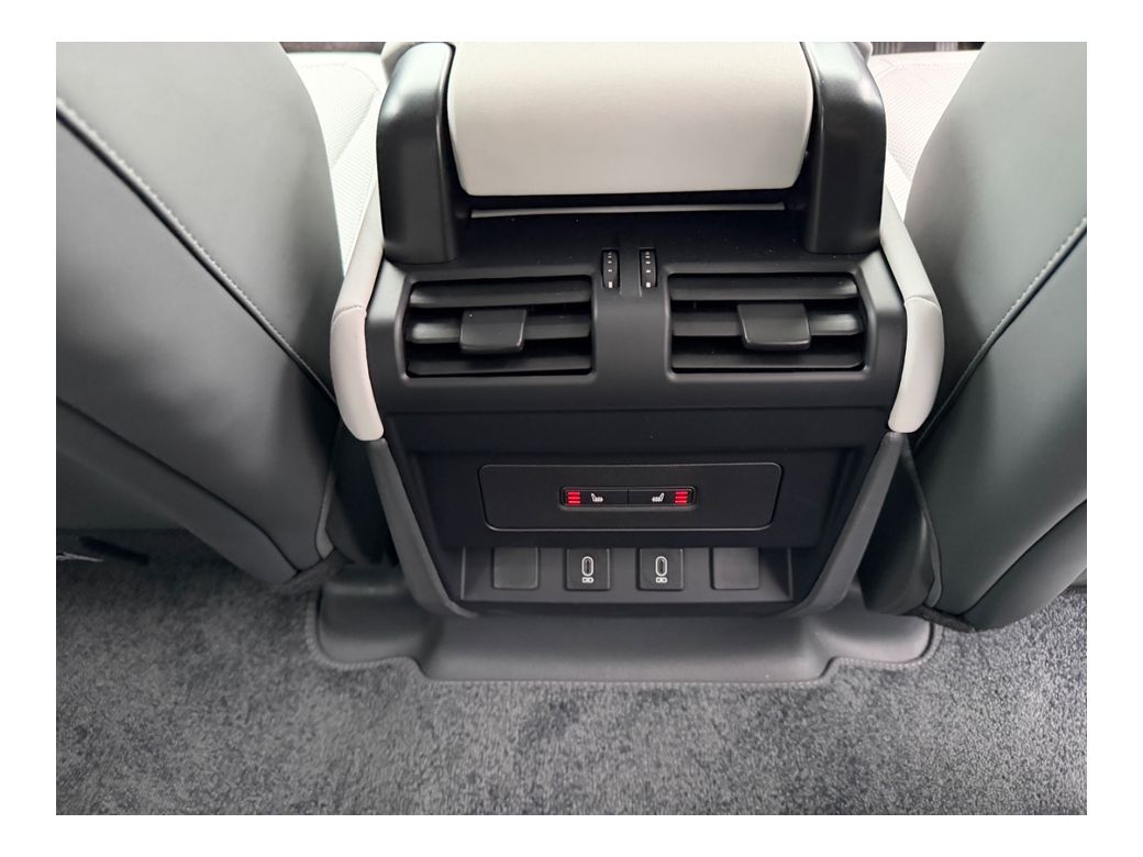 2026 Land Rover Defender
