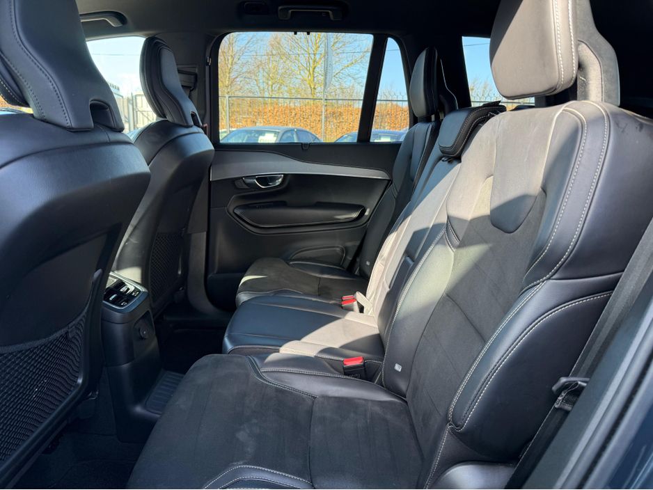 2022 Volvo XC90