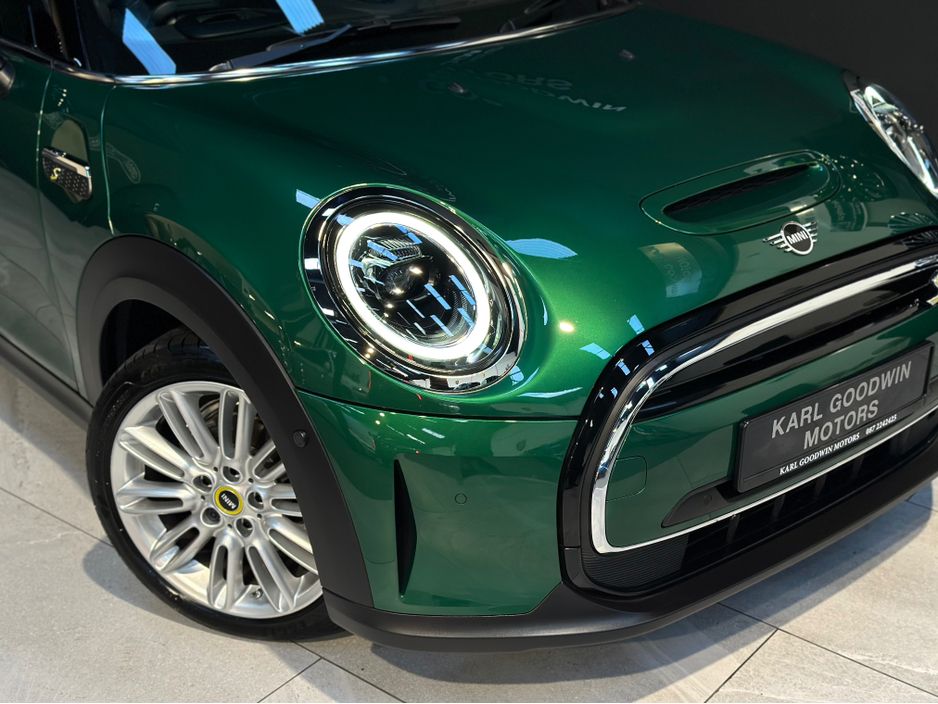 2024 Mini Hatch