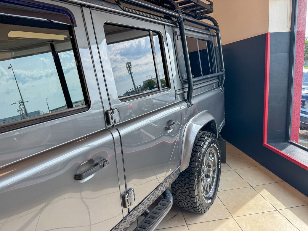 2014 Land Rover Defender 110