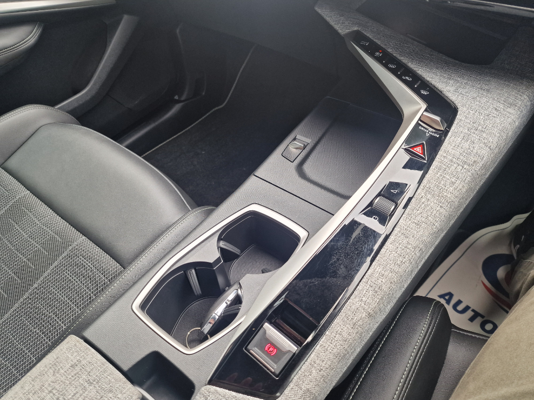 2025 Peugeot 3008