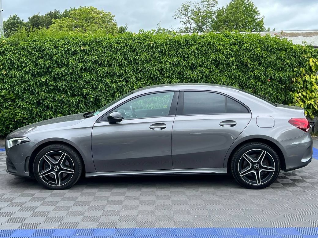 2022 Mercedes-Benz A 250