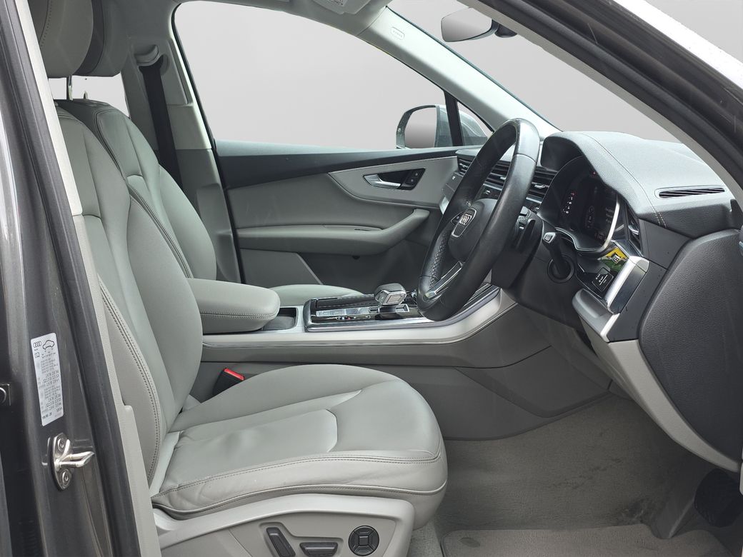 2023 Audi Q7