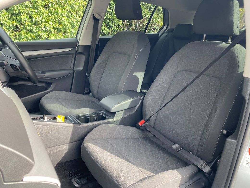 2023 Volkswagen Golf