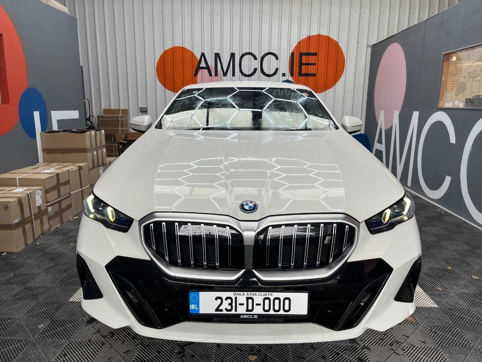 2023 BMW i5